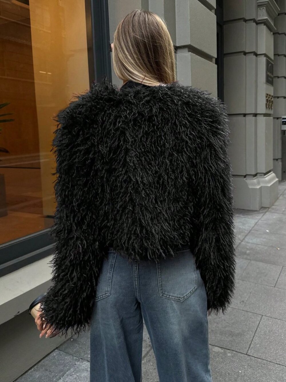 Black Casual Women's Sexy Short Faux Fur teddy Coat jacket - Picture 2 of 9